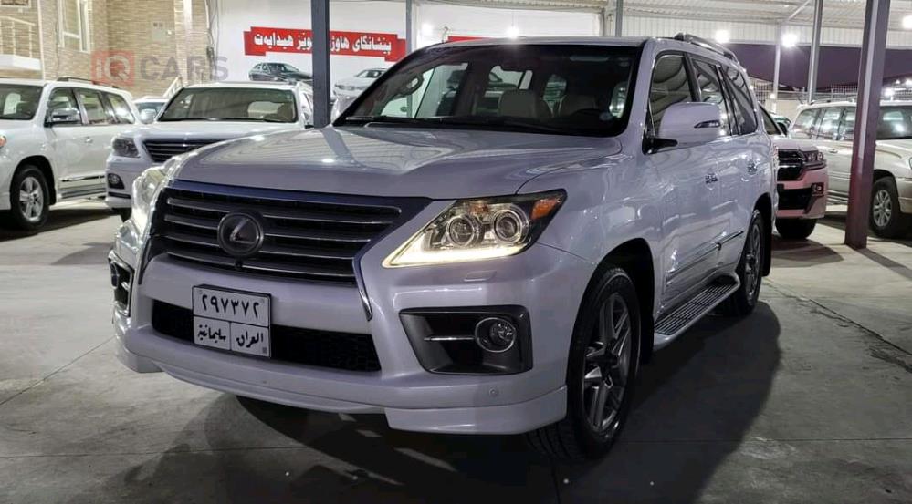 Lexus LX